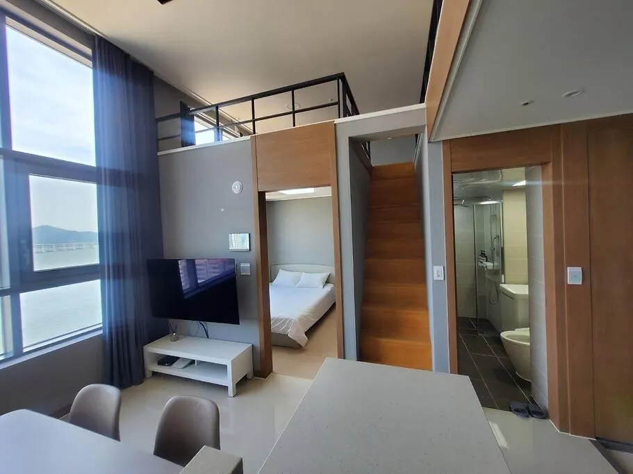 Duplex House Apartment Busan 0*,  South Korea